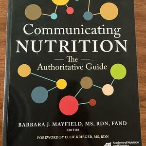 Communicating Nutrition Book